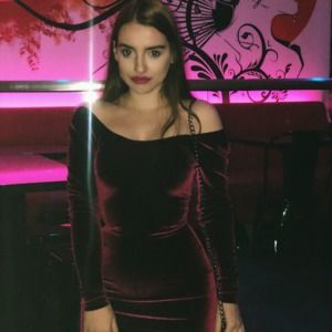 Meet your Posher, Erisa